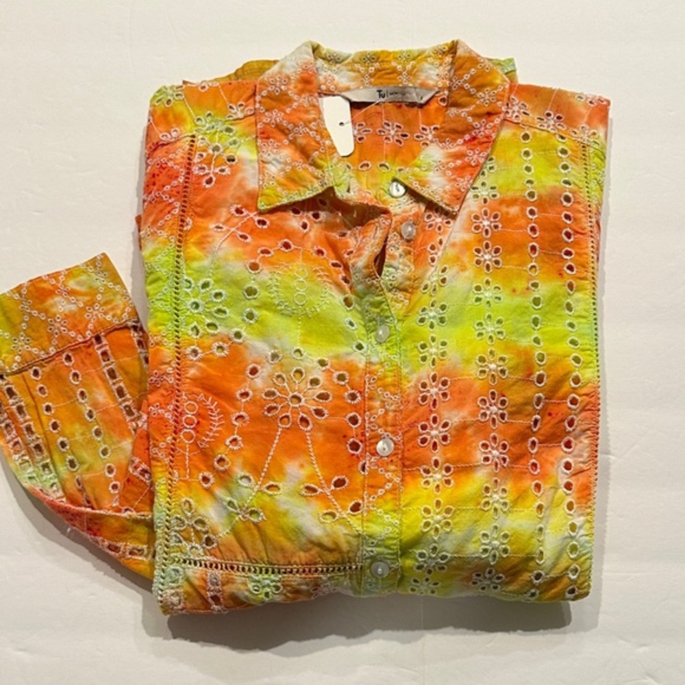 TU orange/chartreuse, yellow tie-dyed eyelet button-down high low top size 8